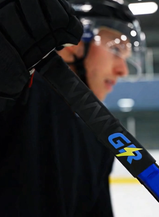 Obsidian Matte with diamond-pattern grip